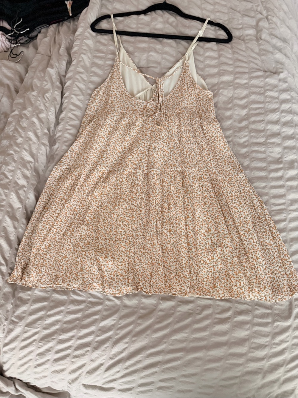 Beige Floral Tiered Spaghetti Strap Sundress - Picture 6 of 6